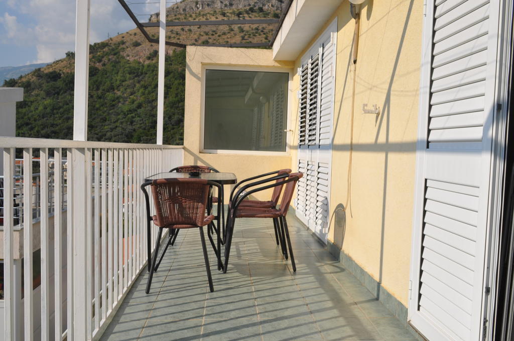 Apartments Vila Andja Sveti Stefan Phòng bức ảnh