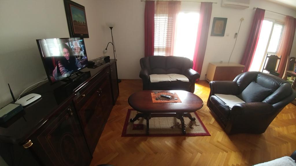 Apartments Vila Andja Sveti Stefan Phòng bức ảnh